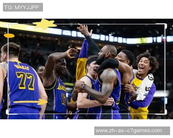 2000年NBA总决赛湖人对阵步行者精彩回顾与经典瞬间分享