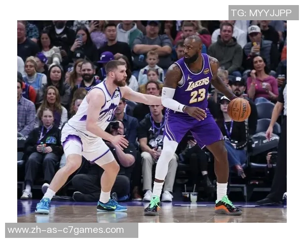 湖人迎战爵士争夺季后赛席位四月十四日精彩对决即将上演 湖人迎战爵士争夺季后赛席位四月十四日精彩对决即将上演